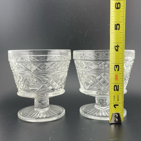 Vintage,, Big Top Peanut Butter Promotion, Footed Bowls Set of 2 by Hazel Atlas - Picture 4 of 5